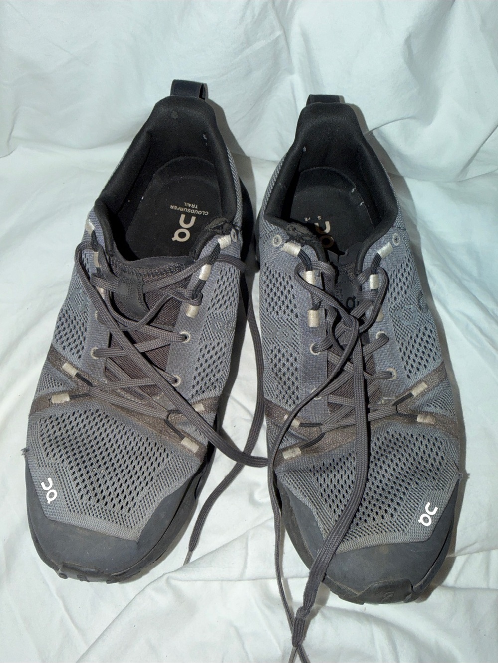 On Running Men’s Sneakers in Gray and Black